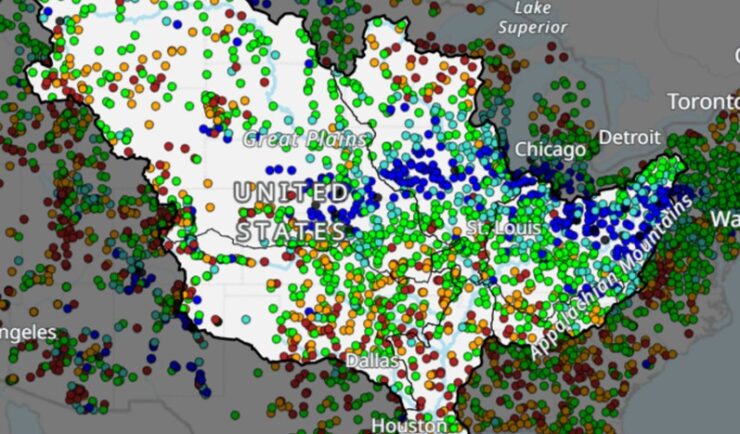 User interface for Mississippi Drought Dashboard. Map of U.S. With Mississippi watershed highlighted.